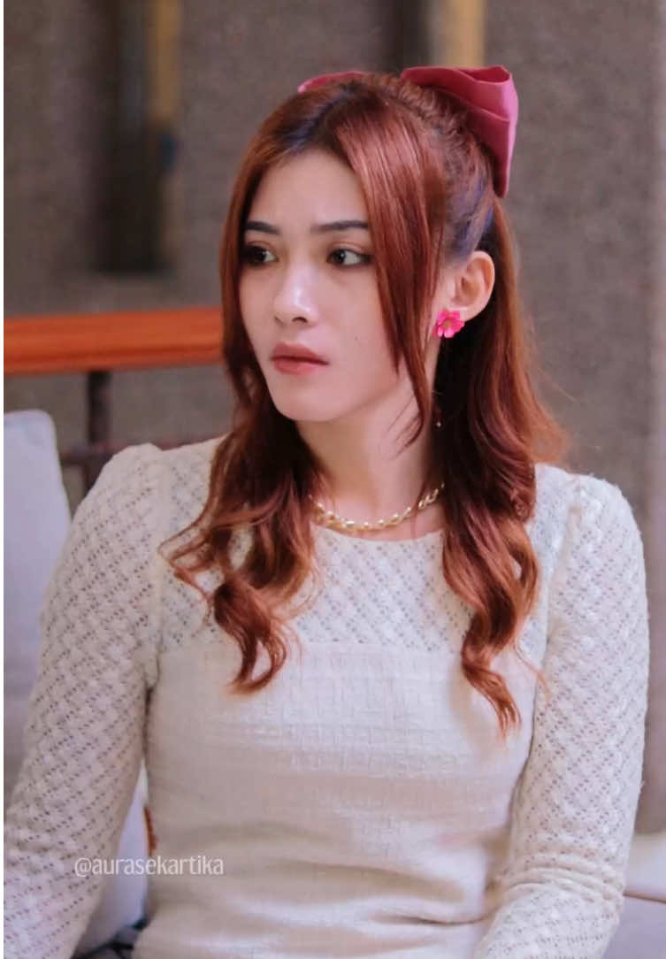 Cewek salah masuk toilet! @Selfietime Shorts  #SerialTikTok #TikTokTainment #TikTokSeries #TikTokSeriesFuture #drama #aurasekartika #suneedaycreative #dramatiktok #viraltiktok #kehidupan #karyawan #kantor #modus #kembar 