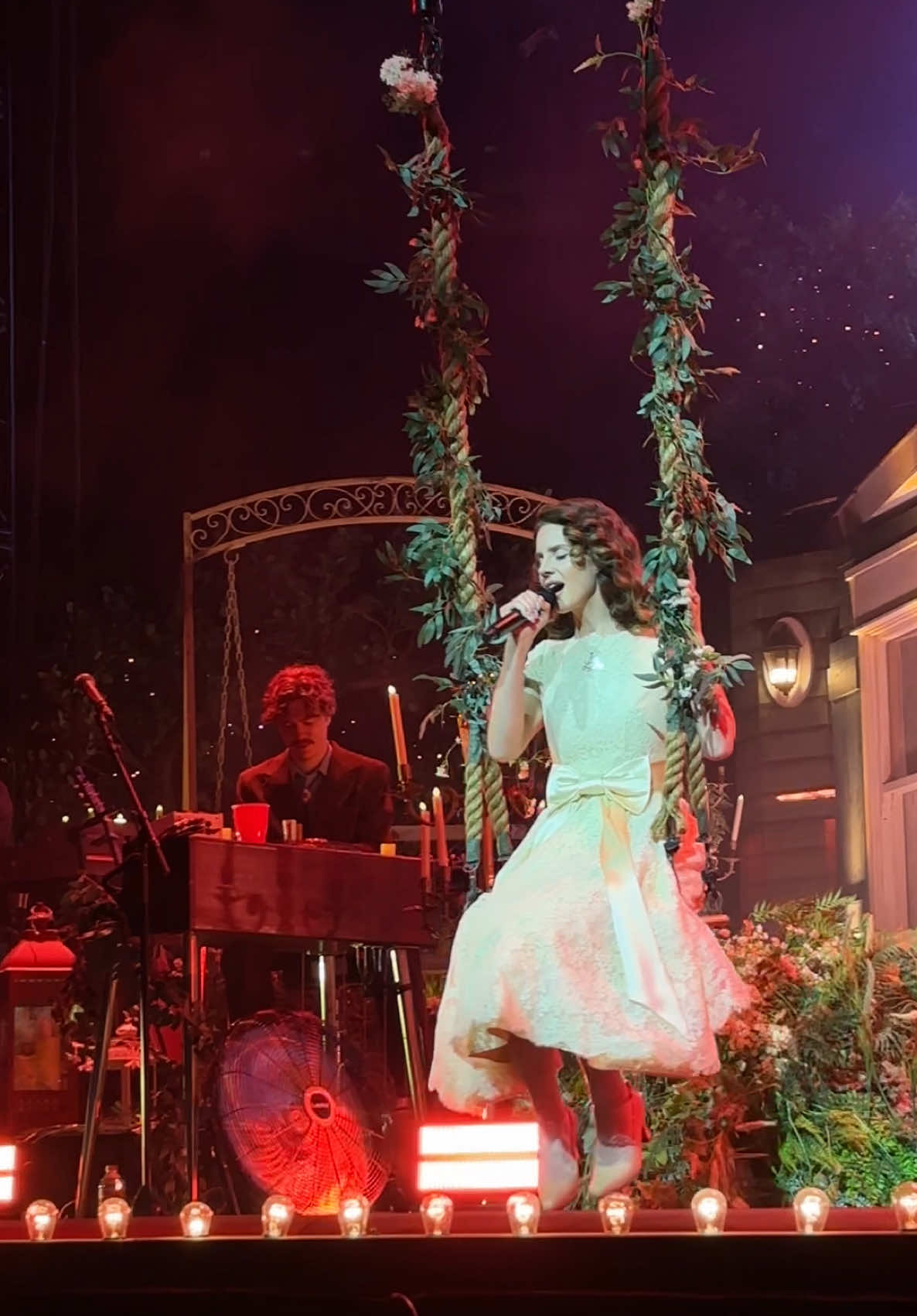 worth the wait😩 #fyp #coachella #stagecoach #lana #lanadelrey 