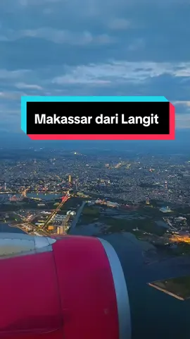 Duduk dan lihat saja keindahan Makassar dari atas #makassar #fypシ゚ #aviation #sky #aircraft #landing #airport #sulawesiselatan #batikair #liongroup #airbus320 