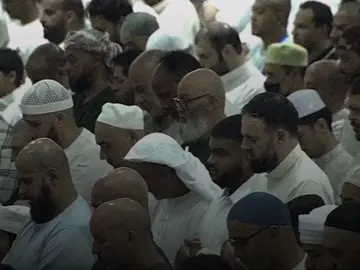 الحمدلله بِلا سبب ولا طلب، الحمدلله عدد ما خَلَق، الحمدلله دائمًا وأبدًا ♥️. #ياسر_الدوسري @سـلمى 