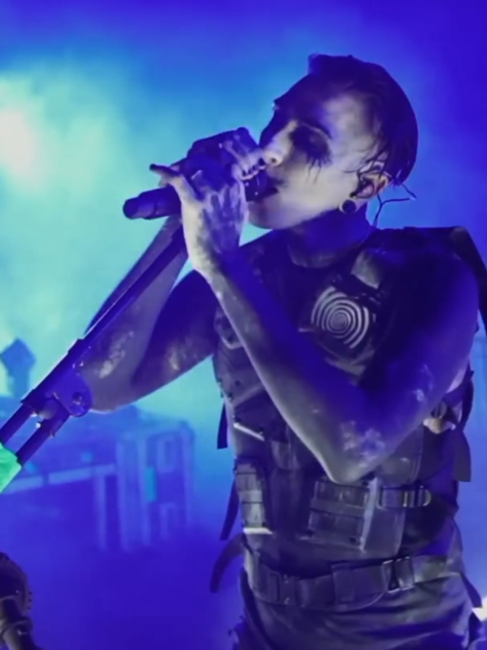 Motionless In White - Another Life (Live in Pennhurst Asylum) #motionlessinwhite #chrismotionless #rickyolson #justinmorrow #vinnymauro #ryansitkowski 