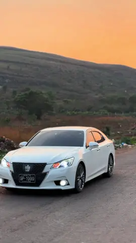 2014 G Grade 🌚ရေဖျန်းလေးကအသက်🖤🚗#forsale #Fyp #foryoupage #ToyotaCrown #khunak 