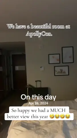 What’s crazier is this room with the bad view, had an AMAZING SHOWER and one bed. The room this year had an amazing view, an average sower and two beds…  But Be prepared for videos from last years ApollyCon cuz they poppin up for me lol!! #onthisday 