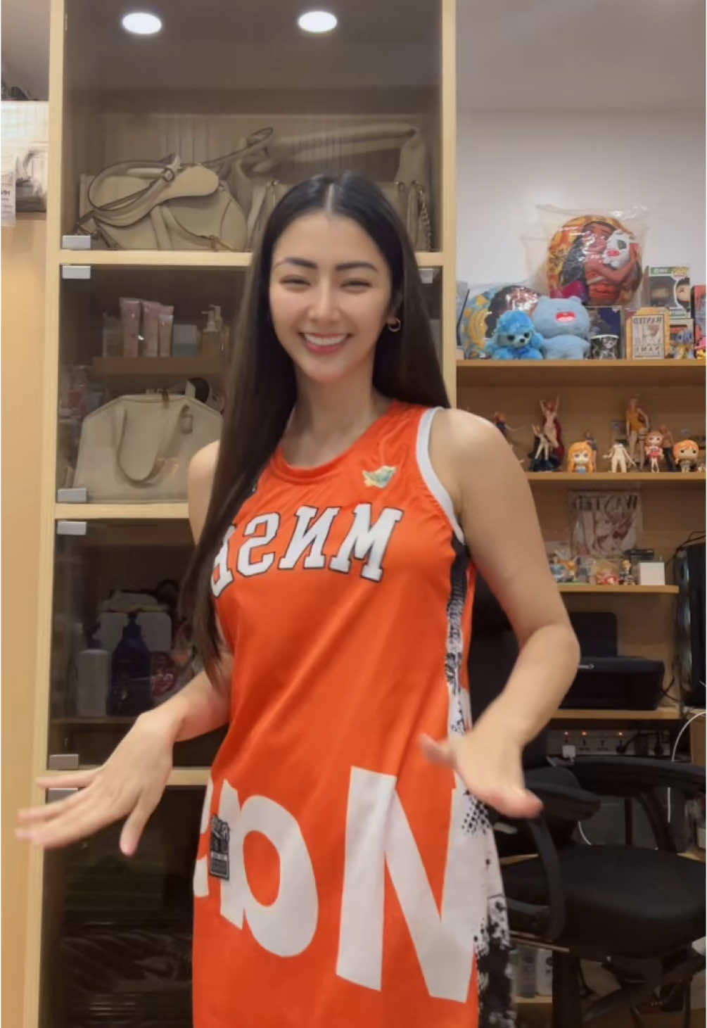 Abangan kami ng #TEAMBLOOM sa @All Out Sundays bukas na to 12noon. VOTE FOR OUR TEAM 🧡