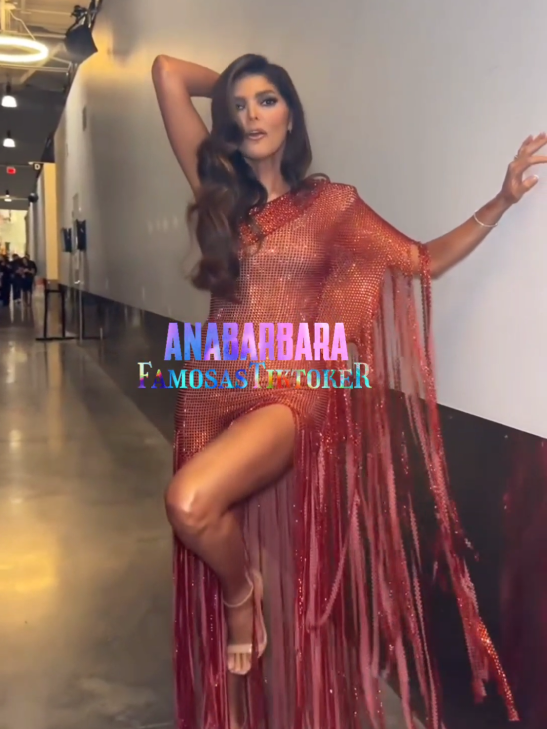 La Diosa Anabarbara Con Un Vestido muy ESTRAVAGANTE @Ana Bárbara #parati #anabarbara #anabarbaraoficial #famosastiktoker #bandido #angelaaguilar #chisme #alejandrarojas #alejandrarojasoficial #belinda #fyp