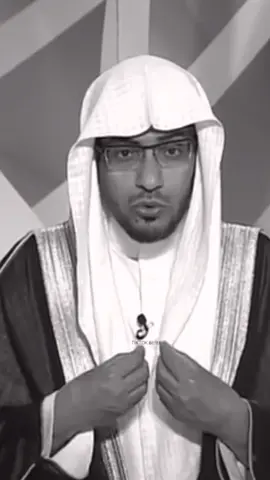 » العصر العباسي » الخليل الفراهيدي » عدد الابيات : 2  لَو كُنتَ تَعلَمُ ما أَقولُ عَذَرتَني أَو كُنتَ تَعلَمُ ما تَقولُ عَذَلتُكا لِكِن جَهِلتَ مَقالَتي فَعَذَلتَني وَعَلِمتُ أَنَّكَ جاهِلٌ فَعَذَرتُكا #صالح_المغامسي 