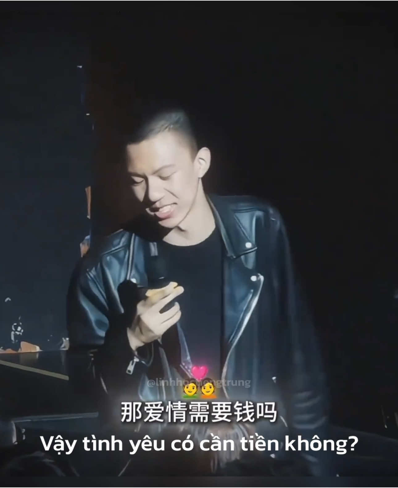 Tình yêu không cần tiền, nhưng để chứng minh tình yêu thì có.  #haidocthoai #quote #caunoihay #tinhyeu #xh #fyp #videoviral #linhhoctiengtrung 