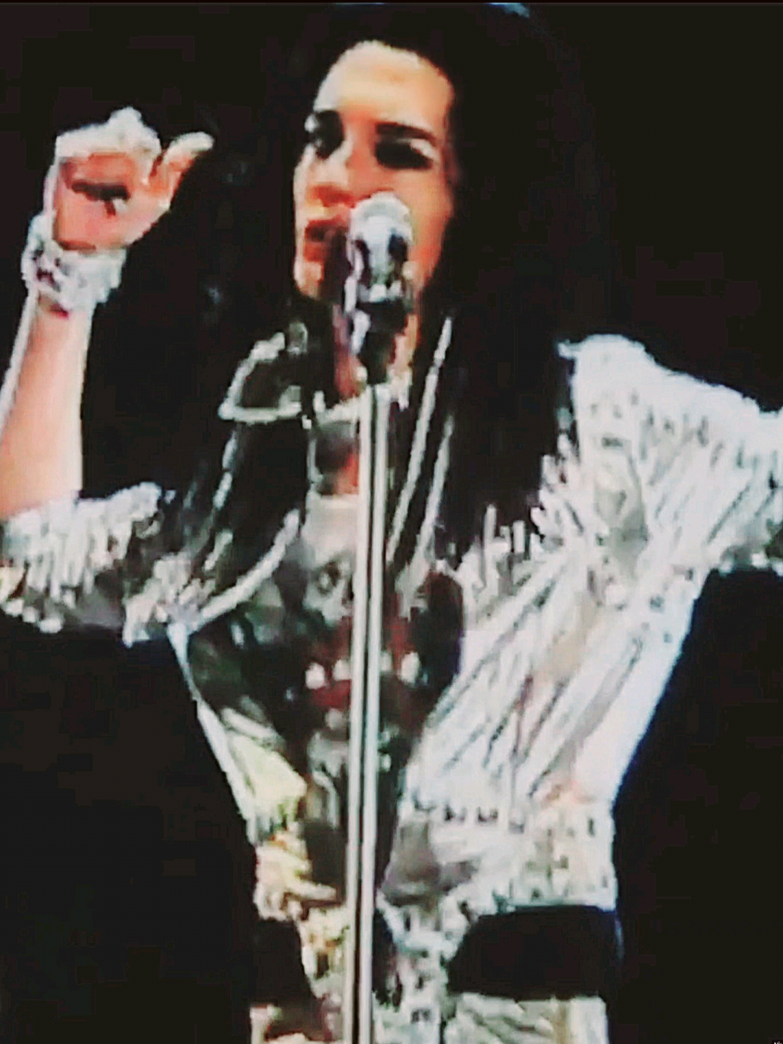 Tokio Hotel - Darkside Of The Sun (Performance from 2009) #tokiohotel #tokiohoteledit #tokiohoteledits #performance #fyp #foryoupage #music #musik #tokiohotellive #live #billkaulitz #tomkaulitz #tomkaulitzedit #billkaulitzedit #tokiohotelconcert #concert #concerts #performances #tokiohotelbill #tokiohotelbillkaulitz #tokiohoteltomkaulitz #tokiohoteltour #tokiohotelgeorg #tokiohotelgeorglisting #tokiohotelgustav #georg #gustav #tom #bill #viral #viralvideo #viralvideos #viralvideotiktok #videoviral #tv #TVShow #germany #deutschland #song #songs #billkaulitzedit #billkaulitzedits #georgtokiohotel #gustavtokiohotel #tomtokiohotel #billtokiohotel #billkaulitztokiohotel #tomkaulitztokiohotel #liveperformance #tokiohotelhumanoidcitylive2010 #tokiohotelhumanoid #humanoid #billandtom #billandtomkaulitz #tomandbill #tomandbillkaulitz #automatic #tokiohotelautomatic #helloimtalkingtoyou #throwback #springnicht #dontjump #dontjumptokiohotel #beyondtheworld #beyondtheworldtour #beyondtheworldtour2023 #springnichttokiohotel #tokiohoteltv #TVShow #tomsexual #billkaulitzsexual #sex #sexy #sexuality? #intime #geheimnis #geheimnisse #tokiohoteltv #throwbacks #porn #kaulitzhillssenfausholleywood #kaulitzhills #kaulitzhillspodcast #kaulitzhillssenfaushollywood #echo #echoawards #awards #awardshow #fullperformance #schrei #tokiohotelschrei #schreitokiohotel #tongue #dogsunleashed #dogsunleashedtokiohotel #ride #rides #Bike #riding #bikeride #painoflove #💔 #💔💔 #💔💔💔 #💔🥀 #liebe #lov #kampf #Nimo #konzert 