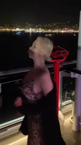 🥂 #almostforgot #partytime 