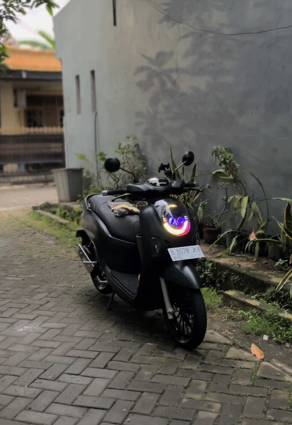 ritual malem minggu🌧️ #scoopy #scoopymodifikasi #hondascoopy #honda 