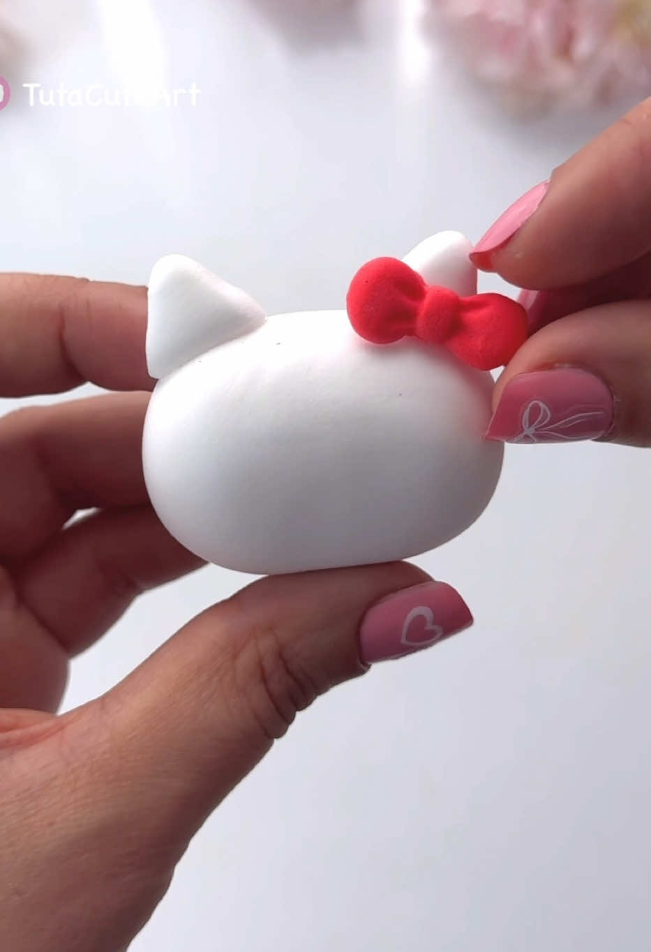 DIY Hello Kitty cute pen ☺️ #DIY #craft #tutacuteart #tutaart #handmade #cute #hellokitty 