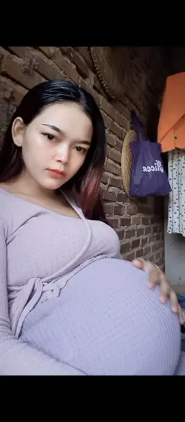 Bumil cantik😍🥰 #bumilsehatbayisehat🤰♥️😘😘 #pecintabumil #fyppppppppppppppppppppppp #9bulan #xyzabc #fypage #fyp #bumilcantik #galeribumil #bumilsehat #hamilkembar #bumilmuda #bumilhappy #bumilindonesia 