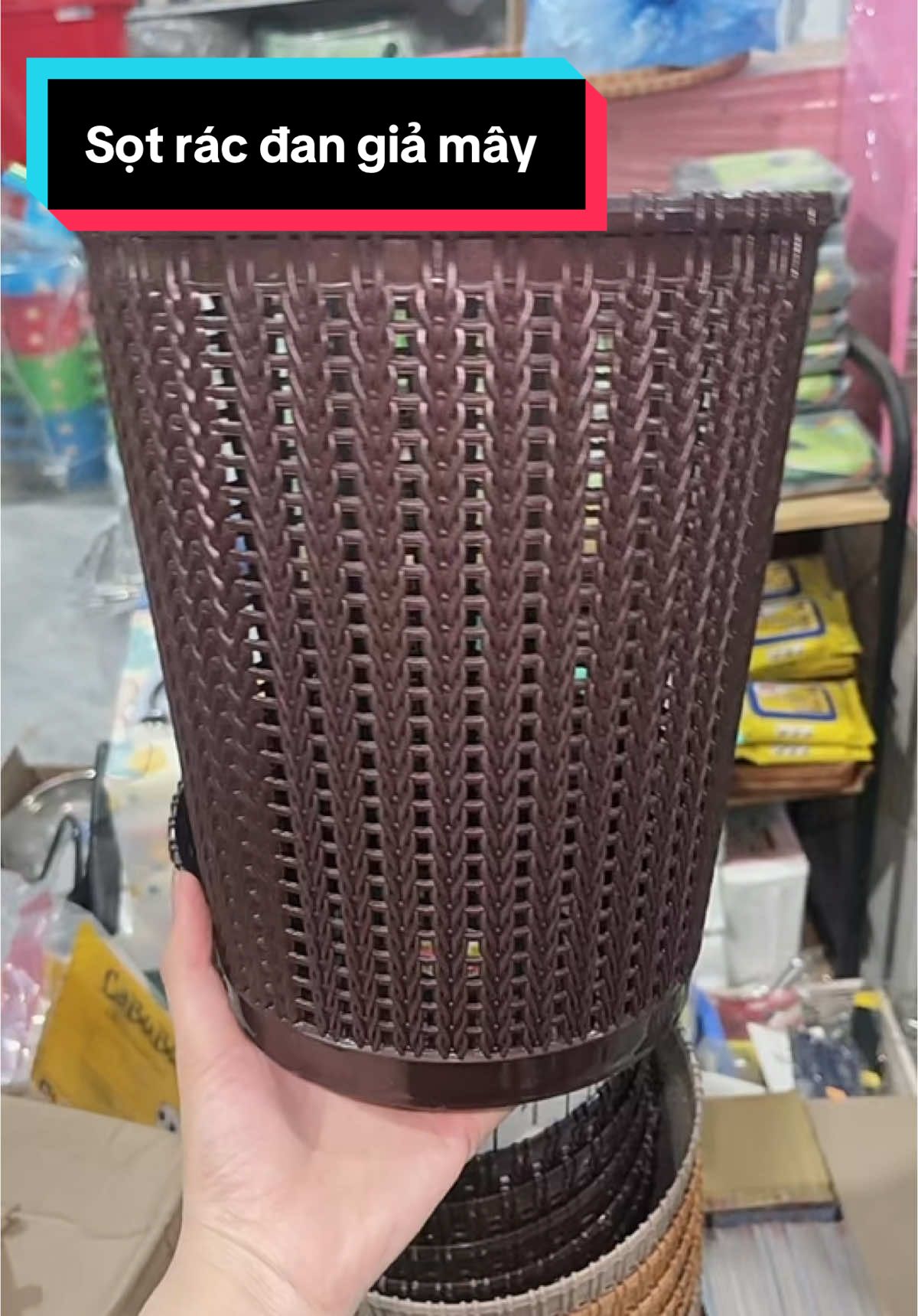 Thùng rác , sọt rác đan giả mây #sọt #sotrackboa #tiktokxuhuong #xuhuong #dodungtienich #flcheoxuhuong😋😍😍💯💯💯💥 #tiktok #