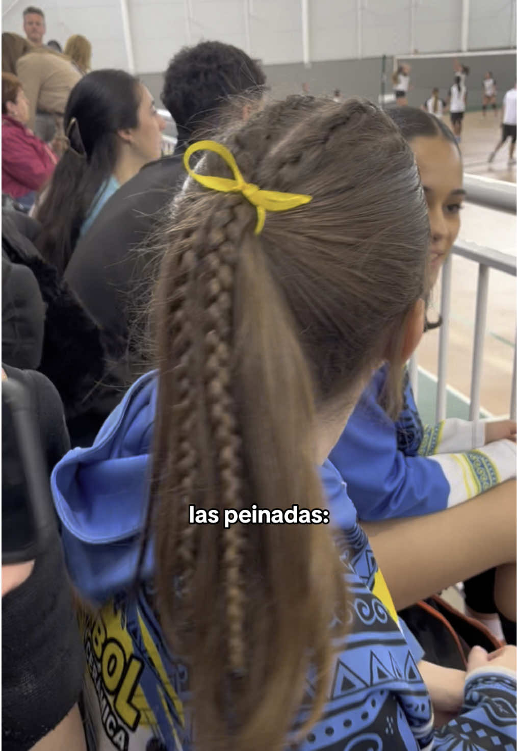 está esclavizada la pobre luci😬#fyp #parati #fyppp #viral_video #pyf #volleyball 