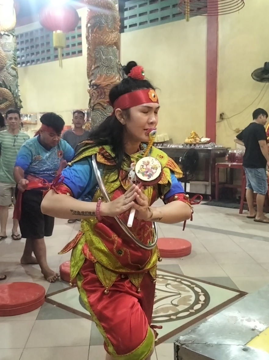 Xiao Hai Thung Chi 👶🏻🙏🏻😇 #fyptatung #tatungcantiksingkawang #tatungsingkawang #fyp #like #toleransi #grupqiuliung_shuimu #pontianak #9liungsienshi #tatungpontianakkalbar #tatung #fypage #CapCut 