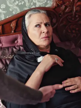 true mother-in-law🤣#uzaksehir #uzakşehrinmasalı #далекийгород #turkdizi #cihanalbora #alyalbora #зимородок #далекийгород #yalicapkini #любовь #драма #турецкиесериалы #turkishseries #лучшиесериалы #сериал #сериалы #турецкийсериал 