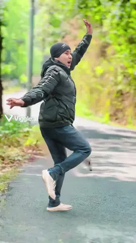 makai bari daram daram #pixveraai #pixverse_ai_video_edit #pixverse #trendingsong #trendingeffect #viraleffect #makaibaridaramdaram #makaibaridaram #vclf🇳🇵🇳🇵 #growhost 