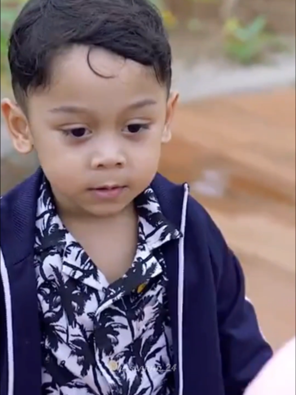 Keseruan abangL main di pantai 😍😍 Jangan lupa saksikan ABANG L THE EXPLORER di Mentari TV setiap Sabtu-Minggu pukul 17:30 WIB #muhammadlevianalfatihbillar #leshiativanabillar #lestykejora #rizkybillar #leslar #abangltheexplorer