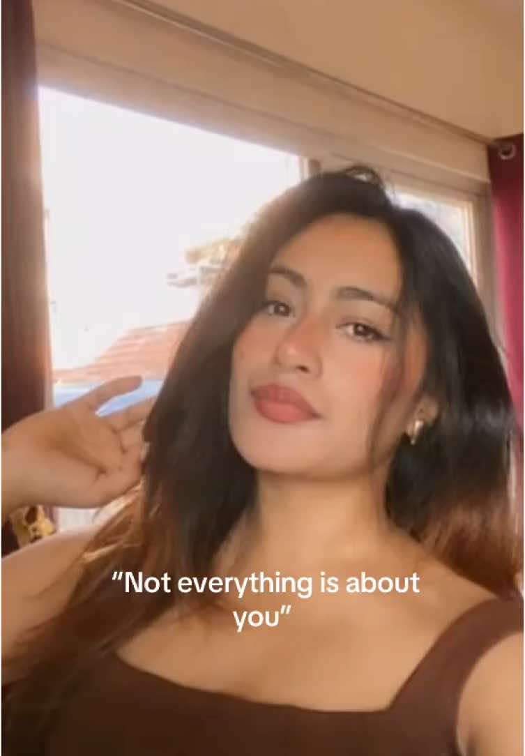 When the topic is “Narcissism” 💅🏼 #UrvasiRautela