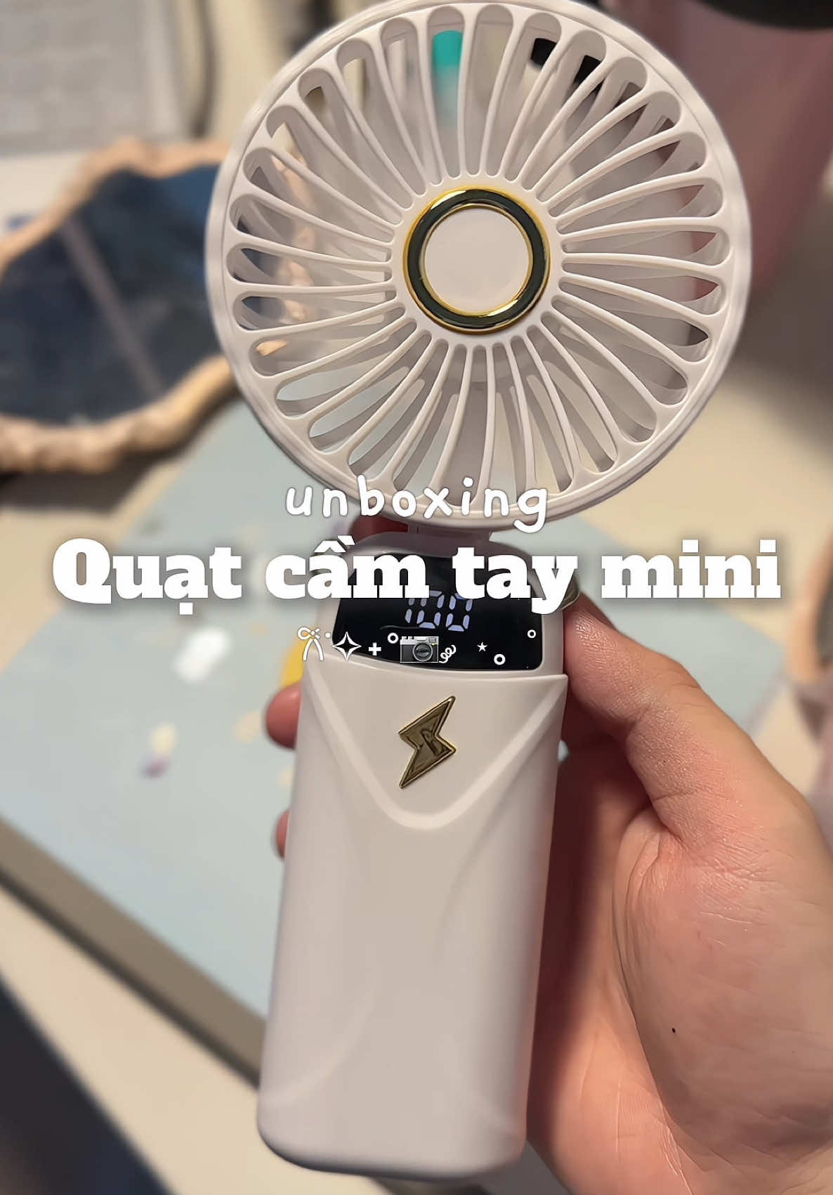 cũng ưng lắm nè 💕 #unbox #unboxing #xuhuong #viralvideo #quatcamtay #quatcamtaymini 