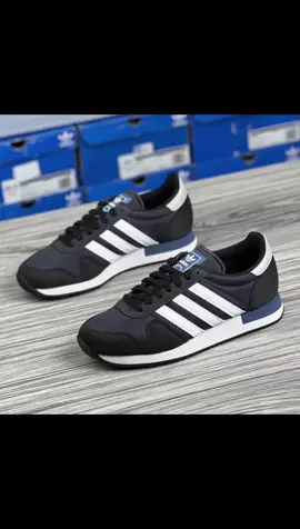 A D I D A S  USA  84  ''CORE BLK'' MEN & WOMEN SIZE AVAILABLE #StartYourPerfectStep