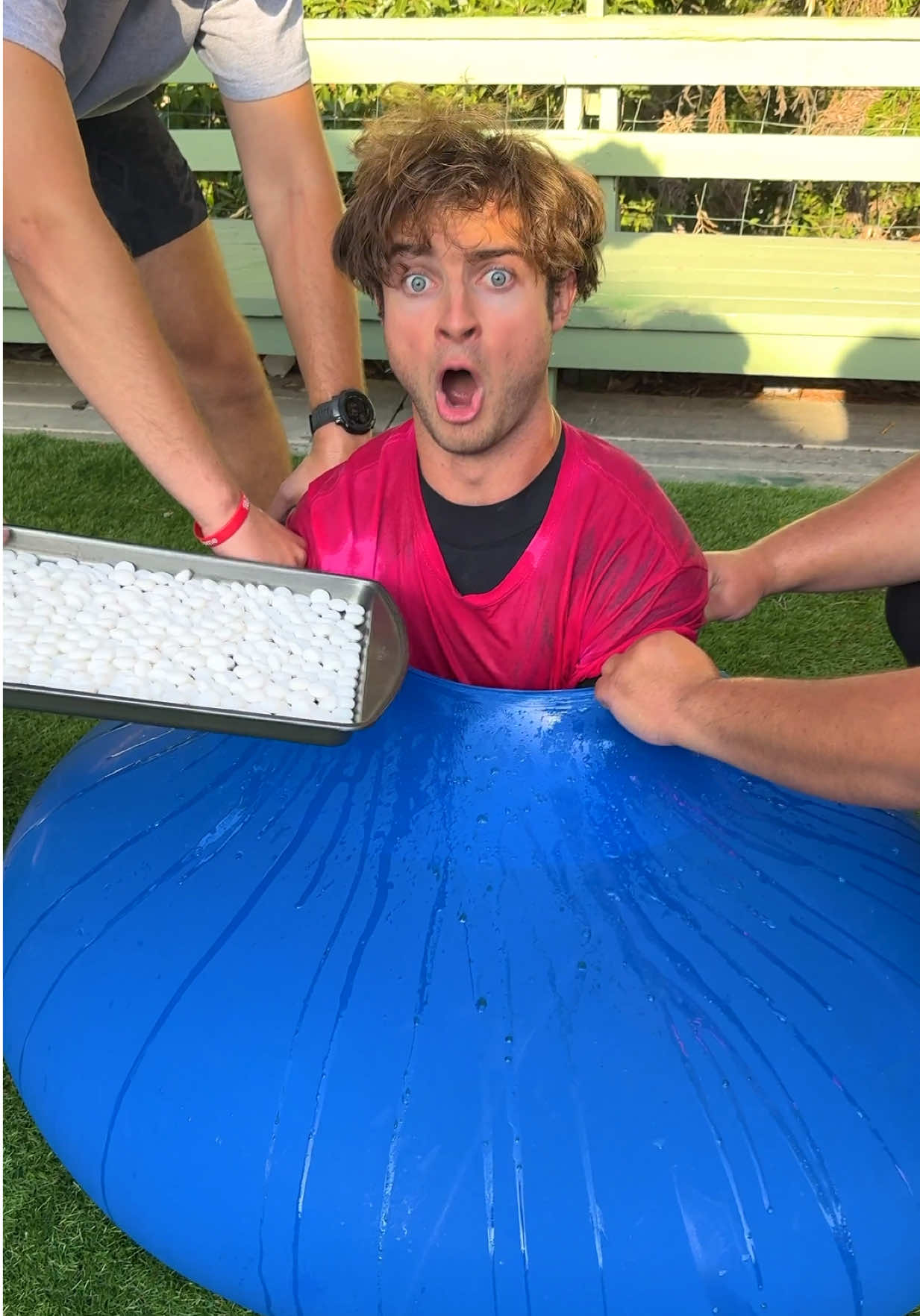 Coke and Mentos vs Giant Balloon!