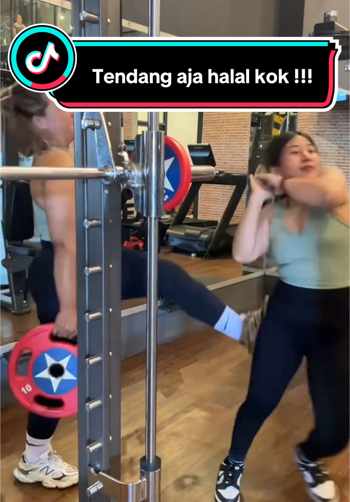 Ketika bestie merangakap menjadi PT. #GymTok #gym #jogjahits #jogjagymstyle #gymjourney #gymmotivation #CapCut #jogjaistimewa #jakartahits #gymlover #jogja24jam #jakartakeras #jogjagym @puciyp 