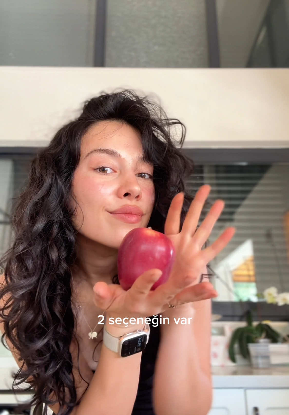 2 seçeneğin var,ya kimse doğurmayacak ama kalanlar sonsuza kadar yaşayacak ya da devam böyle 