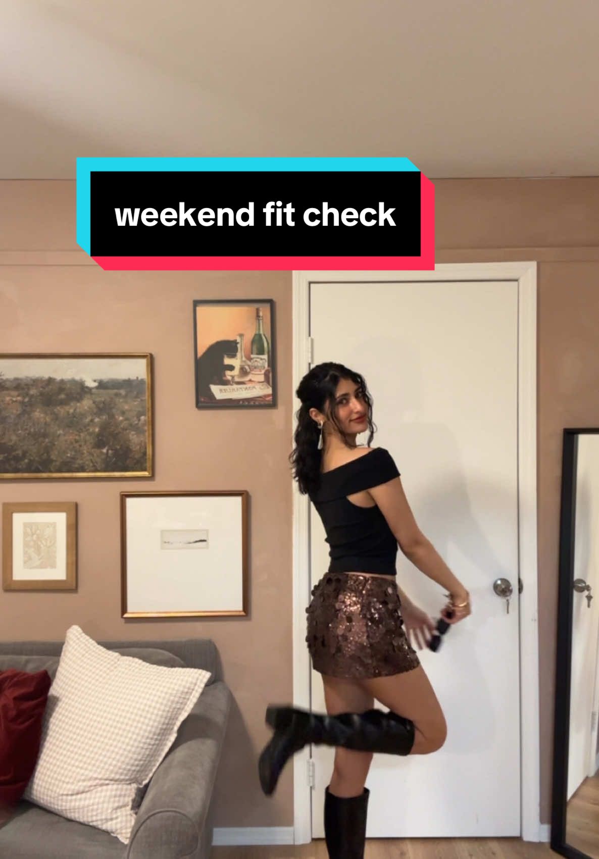 new background unlocked + this micro mini skirt was a fun one to style ✨ #miniskirtoutfit #miniskirtoutfits #miniskirt #nightoutoutfit #nightoutwiththegirls #outfitinspo #nyclife #nightnightout #brownminiskirt #sequin #sequinminidress #sequinminiskirt #guizio #guiziomicrominiskirt #microminiskirt #micromini #microminishorts 