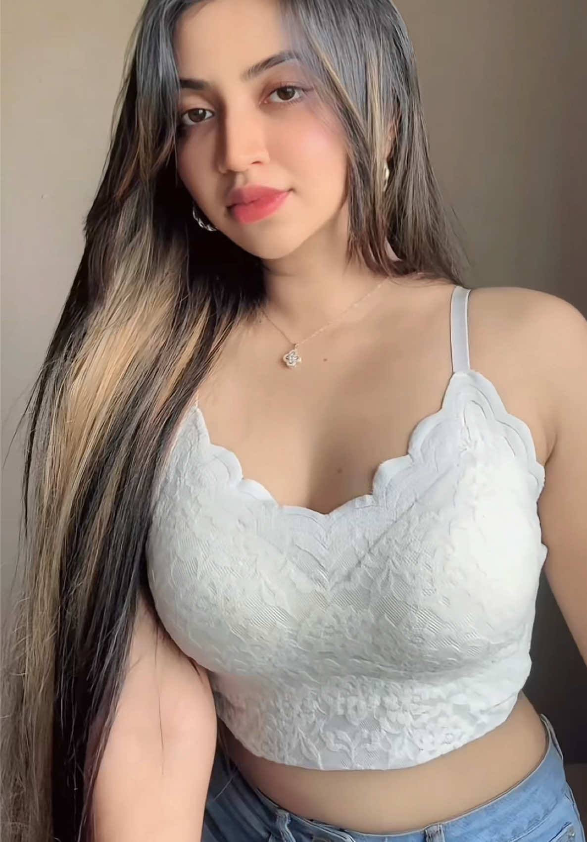 🤍#trending #fyp #srilankan_tik_tok🇱🇰 #viral #WheneverWherever #milliondollaraudition #fypシ゚viral #srilanka #srilankan 