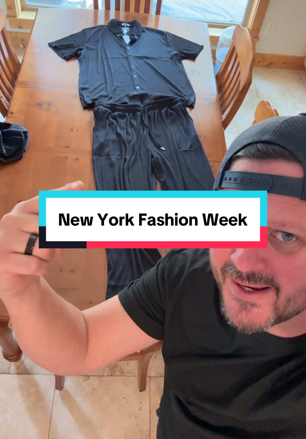 All eyes on me with this matching shirt and pants set #tiktokmarketplace #TikTokShop #tiktokshopmademebuyit #coofandy #shirt #pants #mensfashion 