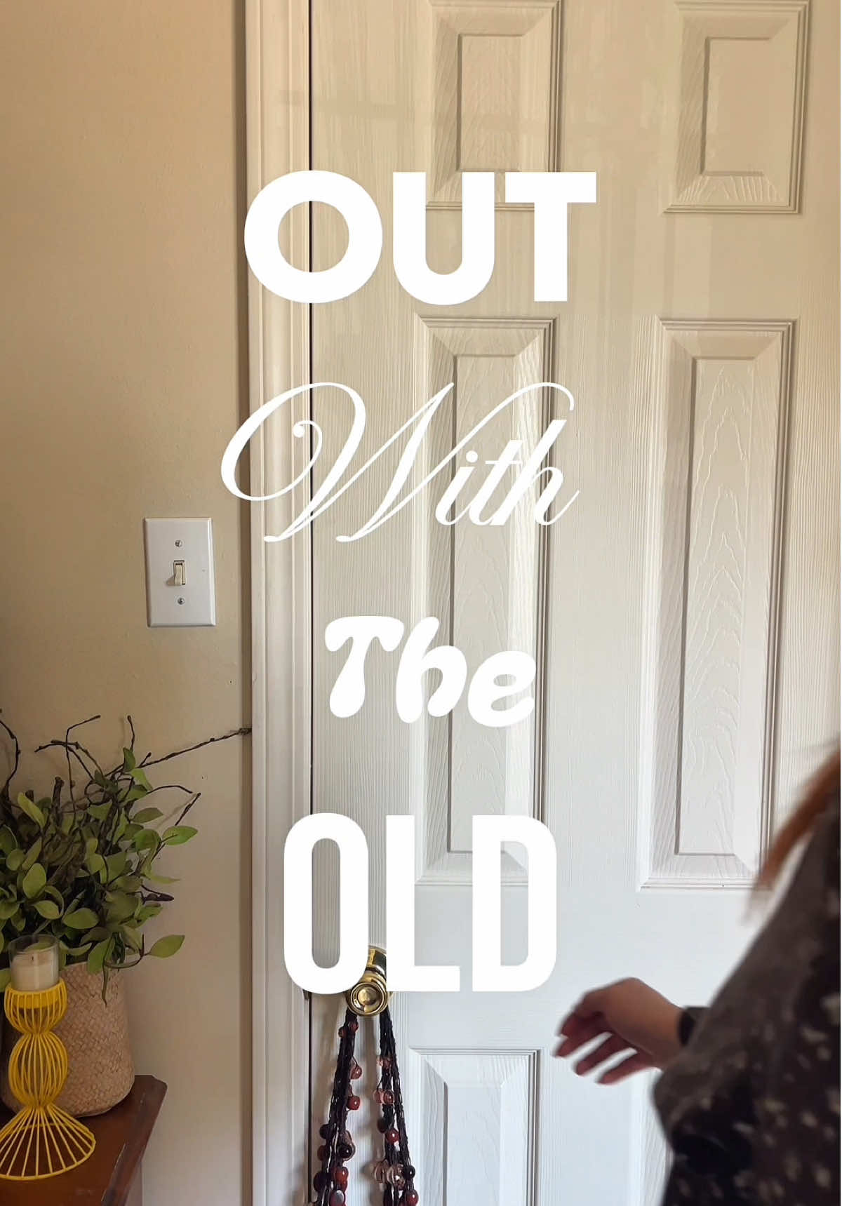 Are you as excited for this new series as I am??🤩 • • #closetcleanout #viral #fyp #smallcreator #microinfluencer #Lifestyle #Vlog