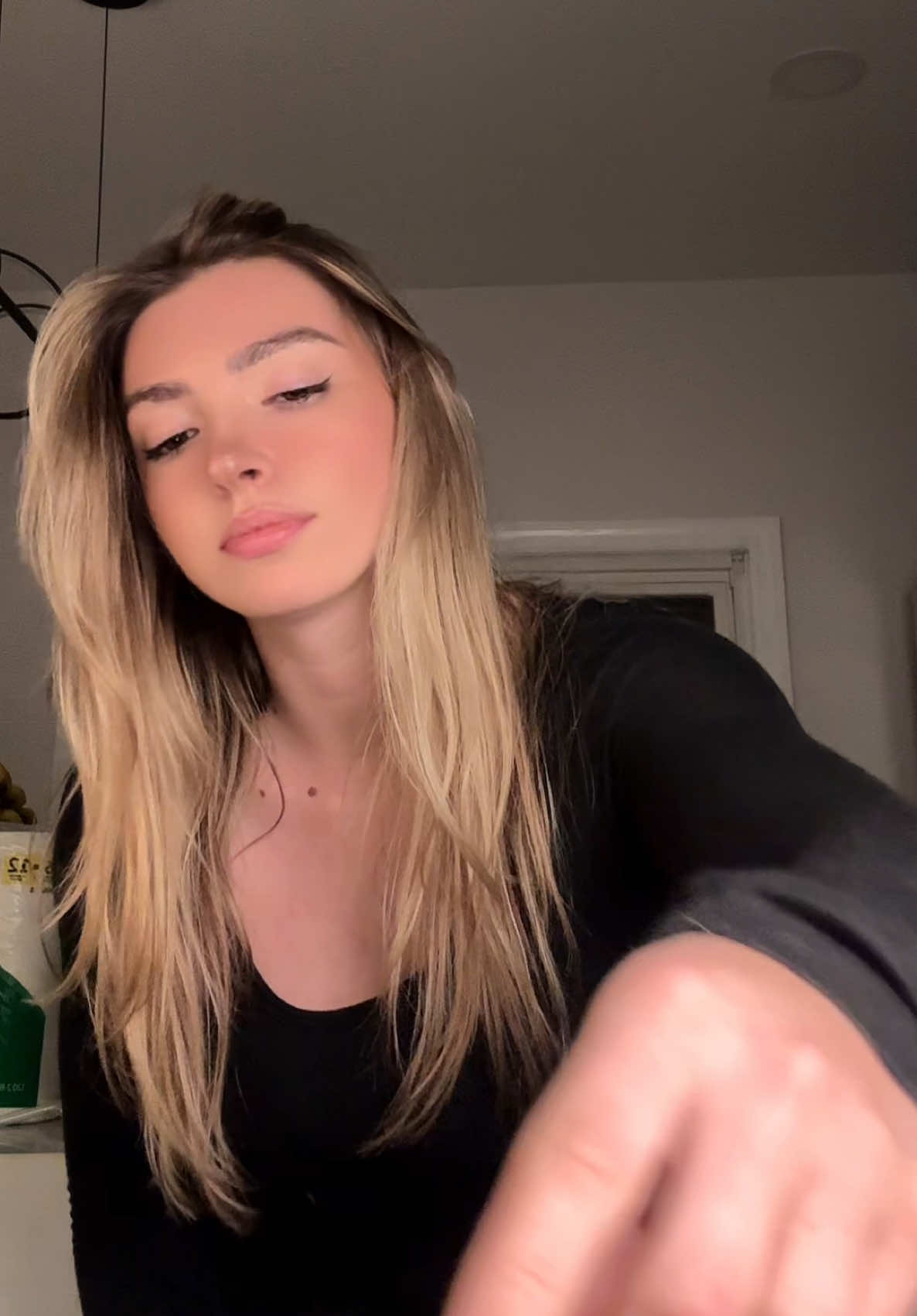 Rare footage of me eating 😋 #dmvtiktok #bodycon #viral #xyzbca 