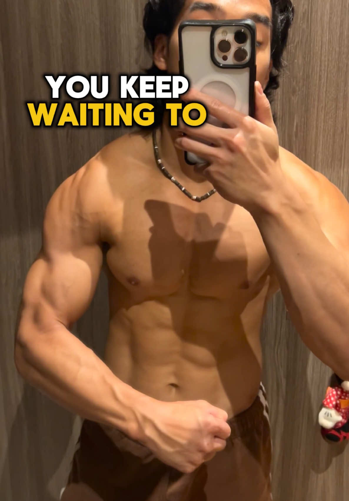 Waiting to feel like it is why you’re stuck. Habits > hype, always. What’s your biggest excuse right now? #Fitness #gym #strengthtraining #musclegrowth 