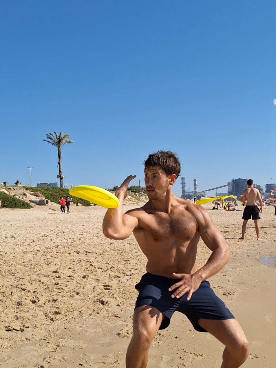 DISCovering A New Talent😏🔥🥏 - - #FREESTYLEFRISBEE #spin #duo #challenge #gravity #physics #frisbee #foryou #fyp #Fitness #sports #discgolf #trickshot #boomerang 