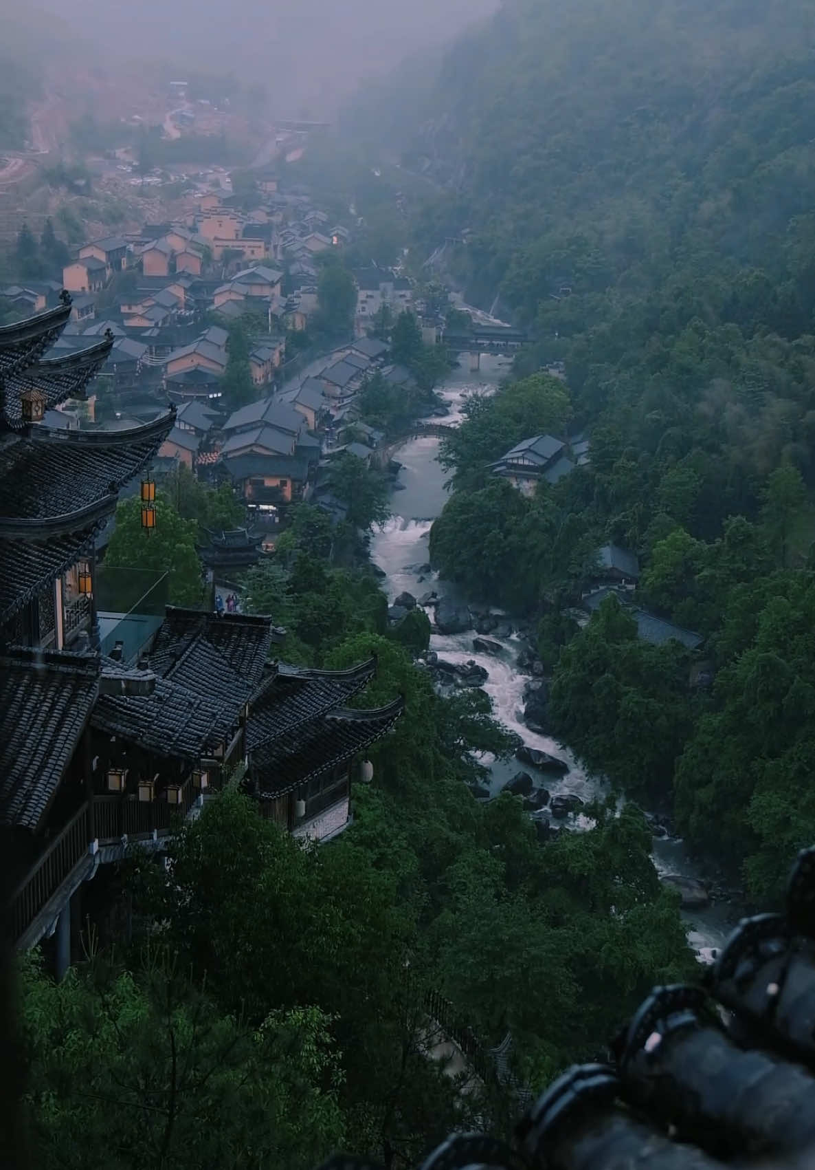 @AGREATSOUL 宏灵  📍WangXian Gu (WangXian Valley), ShangRao (city), JiangXi (province), China #🇨🇳 #Jiangxi #江西 #WangXianGu #望仙谷 #ChinaView #ChinaVibes #Scenery #Landscape #Architecture #Chinese #Aesthetic #Nature #Scenic #Culture #Travel #China #Cina 