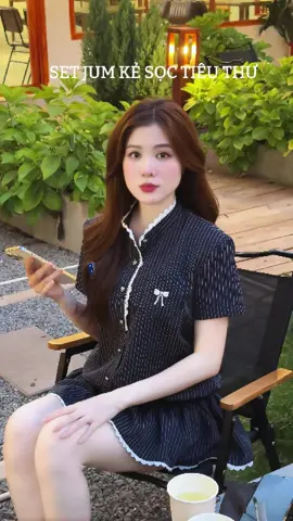 Jum váy đang hot sale #setjumpsuit #jumpsuit #vayjumpxinh #setvayxinh #vayxinh #outfit #thoitrangnu #phoidoxinh #mixandmatch #review #xuhuong #suthichdep #fyp 