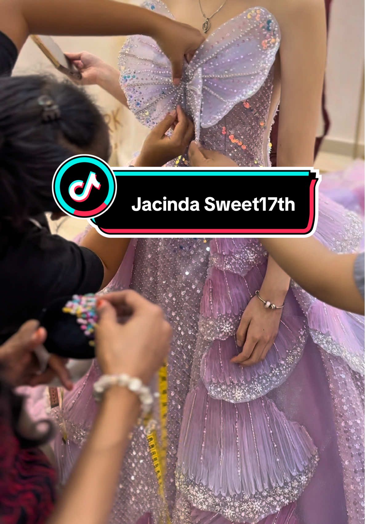 Custom Gown for Jacinda  #sepintas dari Fitting hanya sekali dan lgsg kirim Yogjakarta 😇 . Edisi masih treaser Today Party 😇 #customdress #customgown #partytime  #sweet17th #sweetseventeen #sweetseventeenyogyakarta #hoteltentremyogyakarta #sweet17 #sweetseventeenparty 