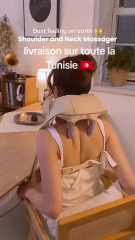 Masseur Cou et Épaule  Dites adieu aux tensions ! Découvrez le Shoulder and Neck Massager, votre nouveau meilleur allié contre le stress et les douleurs musculaires. Parfait pour se détendre après une longue journée ! Relaxation garantie à la maison, au bureau ou en voyage. Testé et approuvé, vous n’allez plus pouvoir vous en passer #healthcareworker  #tunisie  #relaxation  #massagecou  #massageepauleetcervicale  #nuque  #epaule  #tunisie #bienetre   #SelfCare  #shouldermassager  #tunisie #sante  #antistress  #detente  #techrelax  #massagemaison  #cadeauideal  #gifted  #foryoupage  #foryo #arthrose  #tunisie🇹🇳 