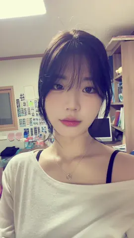 내얼굴도 좋아해줘ㅠㅠ#추천떠라 #이시간에올리면추천이라던데 #09 