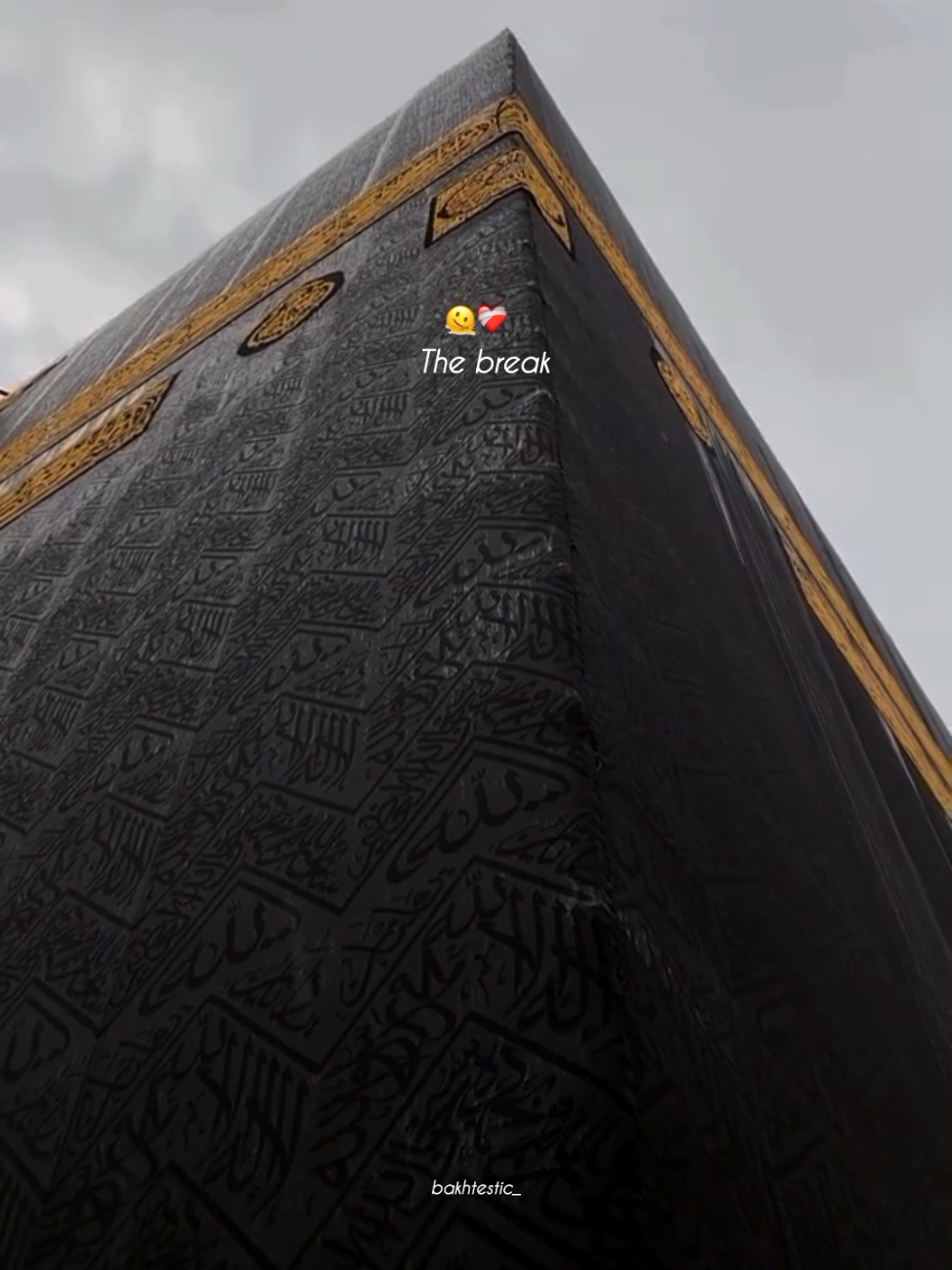 break🫠❤️‍🩹 #bakhtestic_ #islamic_video #raininmakkah #makkahinrain #onemillionaudition #viral #kabah #makkah🕋 #200k #foryou #viralvideo 