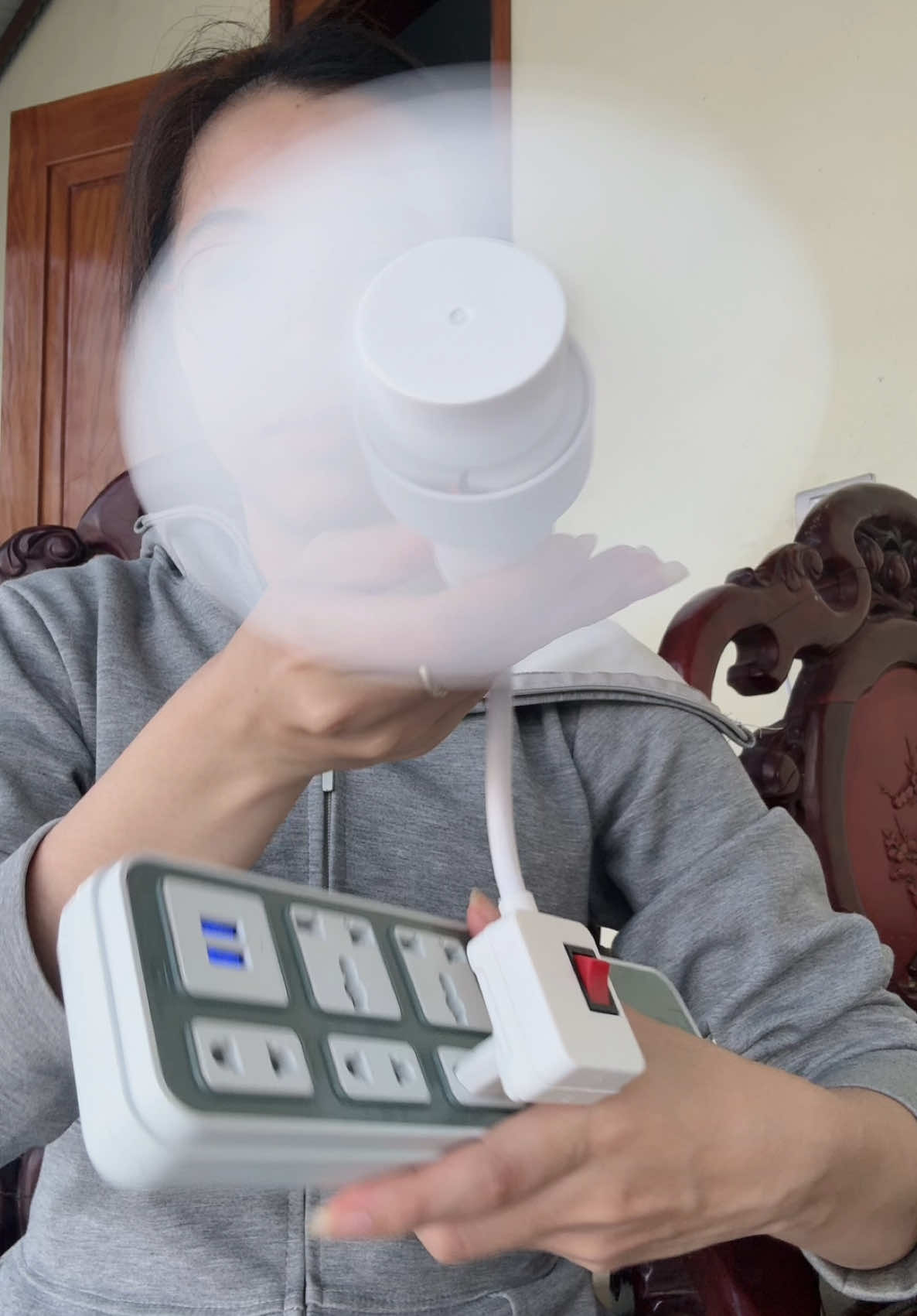 Quật làm mát 3 cánh E27 hiện đại nhỏ gọn có phích cắm cho ký túc xá sinh viên, văn phòng, quạt làm mát nhỏ máy quạt Tiết kiệm năng lượng tại nhà #quatlammat #quat3canh #quatmatnang #quatkichthuocnho #quatmatnangnhe #quatvănphong #quatkihoxasinhvien #quatlammatnang #quatmathethao #quatmatcung #quatnangluong #quatnhapkhau #quathientai #quatmatphi #quatnhacogiam #quatsinhvientiktok #quatvndeco #quatmatgiare #quatmatgoc #quatgiamsuong #quatsieunhe #quattrangtri #quatgiare #quat3cánhE27 #quattiemkiemnangluong #quatluot #quatvannam #quatphukiensinhvien #quatngaytienich #quatdungtro #quatbanhtrang #quathoitrang #quattiktok #quatsieuthao #quattrong #quatlammatphichcamm #quatphichcam #quatphichcammatienloi #quatvitin #quatmatdien #quatlammatmoi #quatgoihdai #quatnhapvien #quatrangtri3canh #quatmatnangtruonghoc #quatdongdieu #quatmatnangphongtam #quatmatnangvien #quatchoctro #quatdiemtinh #quathom #quattrangtrivn #quathonggian #quatduongpho #quatmattienich #quatxavietnam #quatngoaiiotiktok #quattheongan #quatmatphuchap #quatmatmangxem #quatphoibo #quatsieuem #quathieubieu #quatduangiam #quattrangtrithongminh #quattrangtrihientai #quatnanbaovien #quatrangtriyenminh #quattrangtrio #quatbanhchinhhang #quatphuchuong #quattrangtrilam #quattrangtrichongtrung #quattrangtridinhso #quattrangtrichong #quattrangtrivn #quatbanhcanh #quatrangtrithuoctrangs #quatchuungoi #quathieutro #quathuytinh #quattrothuc #quatnanglai #quattrangtriben #quattrangtrihientaitheo #quattrangtrithoi #quattrangtridu #quatphongxuan #quattrangtronglam #quattrangtrikham #quattrangtrive #quattrangtrinong #quatmatgiam #quatbanh2on #quatlamnguoi #quattrangtriducong #quattrangtriferrang #huongtichcuc74 