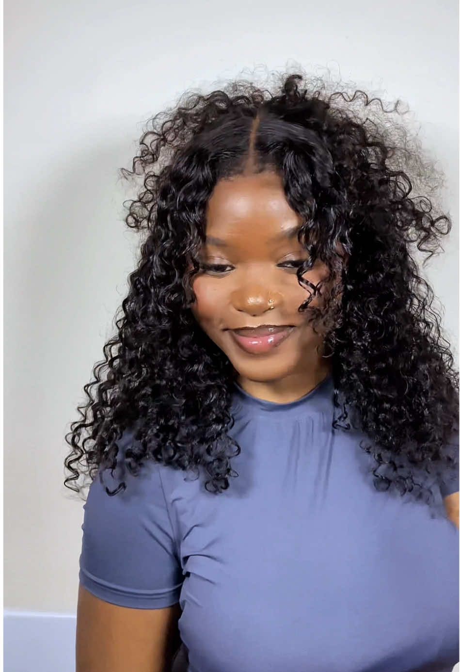 So inlove with this kinky curly wig with 4c edges from @Cynosure Hair if you would love to purchase this hair link is in my bio🛒🎀  #cynosurehair #cynosurehair4cwig #4cwig #gluelesswig #wiginfluencer #wiginstall #kinkycurlyhair #curlywiginstall #wiginfluencer 