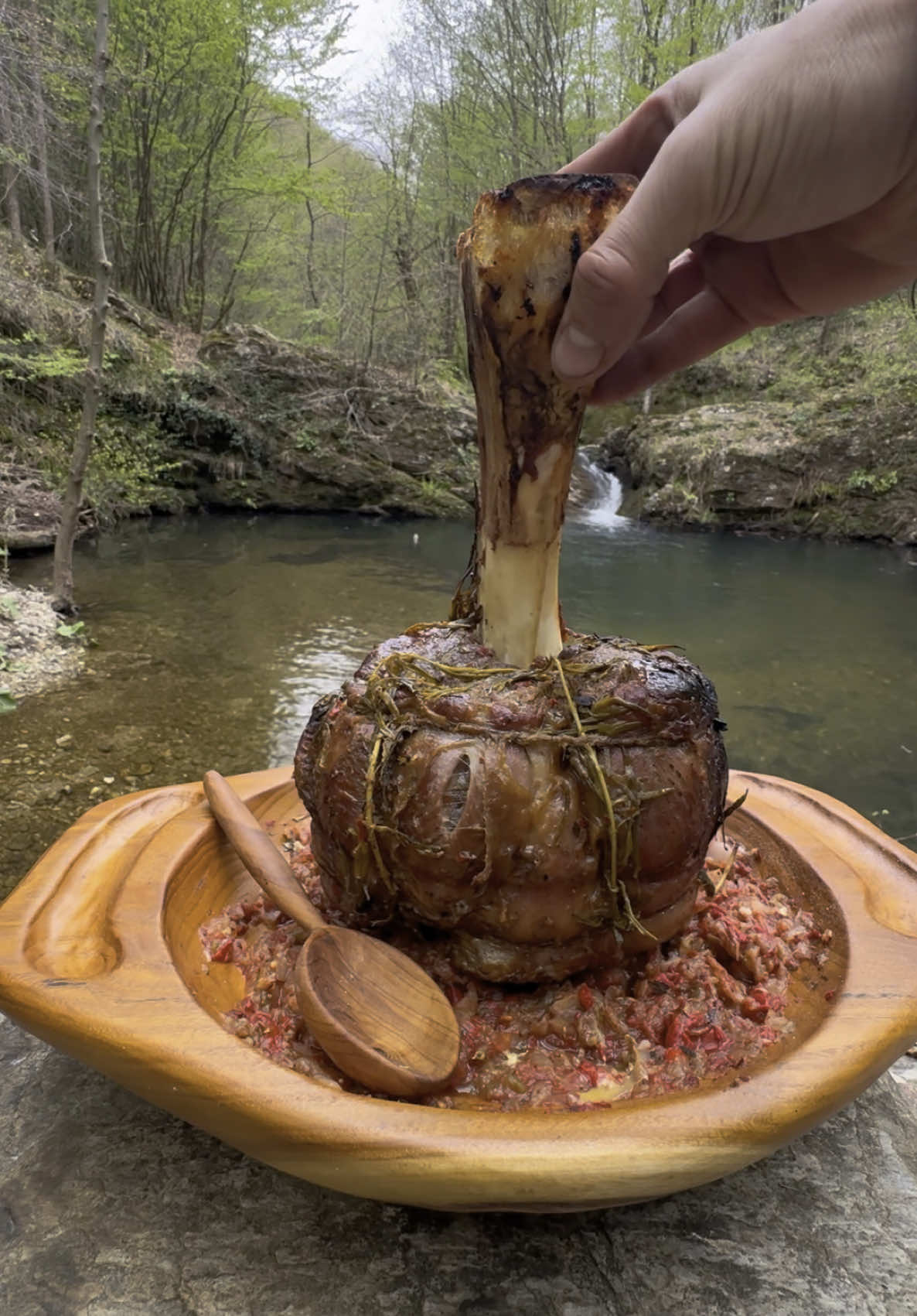 Çamurda İlikli Dana İncik Pişirme 🍖 Cooking Beef Shank with Marrow in Mud  #outdoorcooking #Outdoors #foodvideos #cooking #asmr #asmrvideo #asmrcooking #foodporn #camping #cookingoutdoors #Recipe #yemektarifleri 