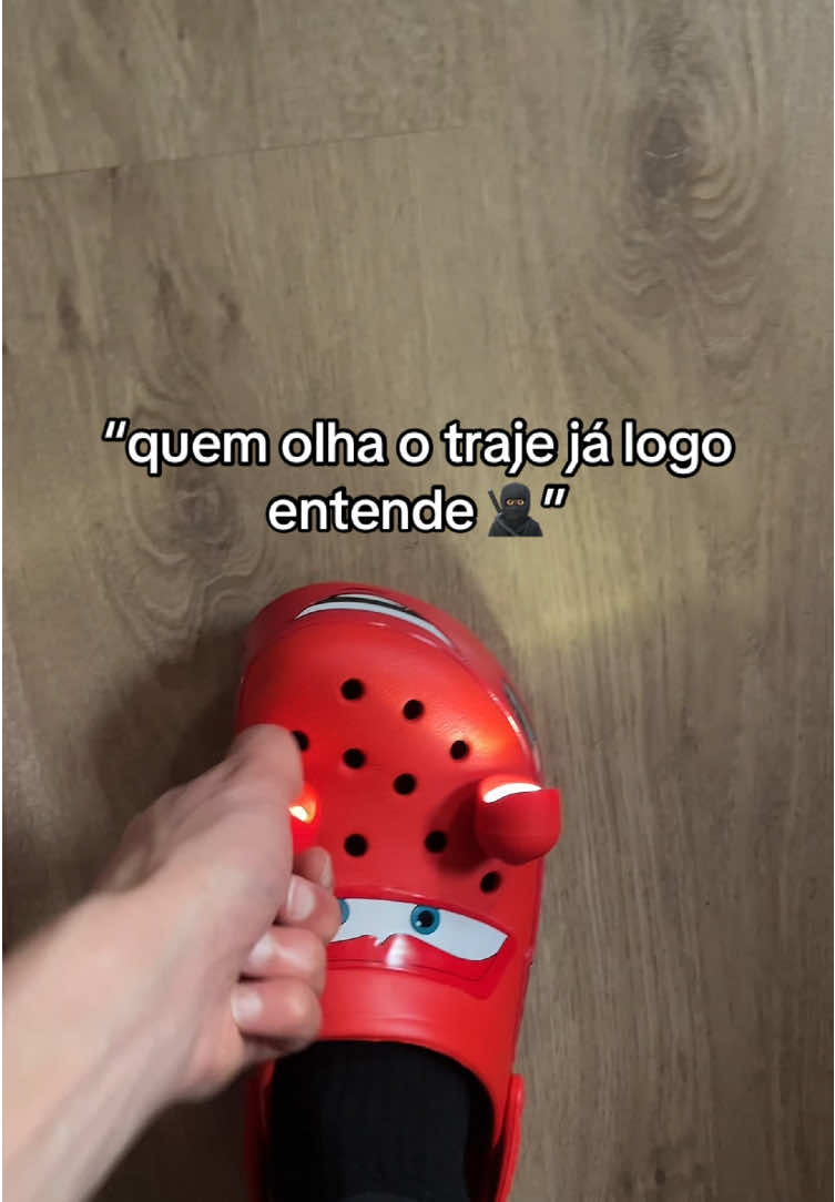 USD é USD vida! 🤩 - Aproveite as promoções exclusivas do nosso site no link da bio 👉🏼 @pumping.store 👈🏼 - #sneakers #sneakerhead #tn #sportlife #airmaxtn #airmaxtnplus #usdrip #dripuk #nikeboy #viral #explorar #mcqueen #relampagomcqueen #crocs #relampagomarquinhos 