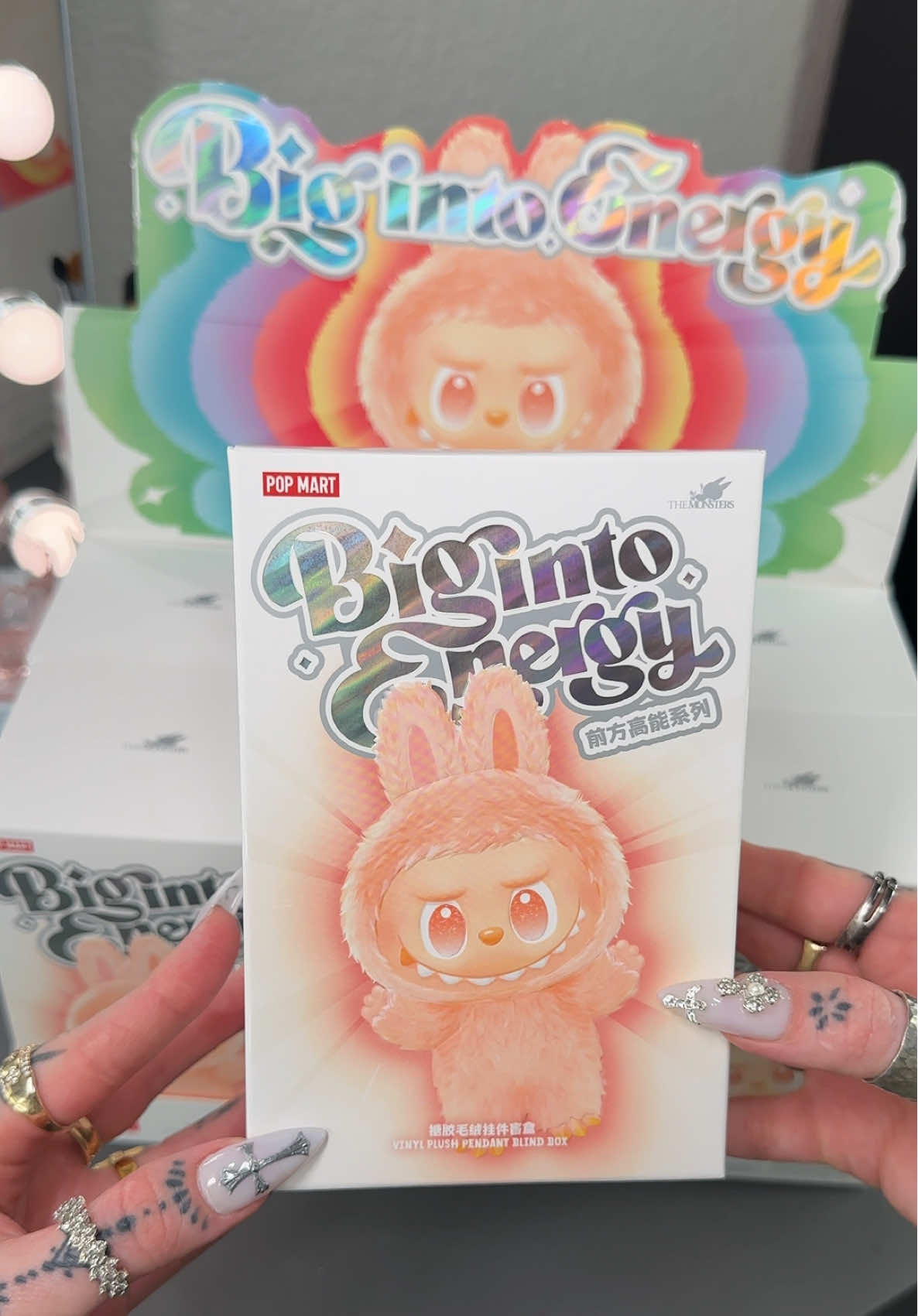 Let’s unbox the whole set of the new labubu the monsters big into energy V3 series. I really want the secret!!😭  #asmr #asmrsounds #asmrvideo #asmrtiktoks #labubu #labubuthemonsters #labububigintoenergy #labubuhaveaseat #labubumacarons #labubuunboxing #bigintoenergylabubu #popmart #popmartunboxing #popmartblindbox #blindbox @POP MART US SHOP @POP MART US Localshop @POP MART US 