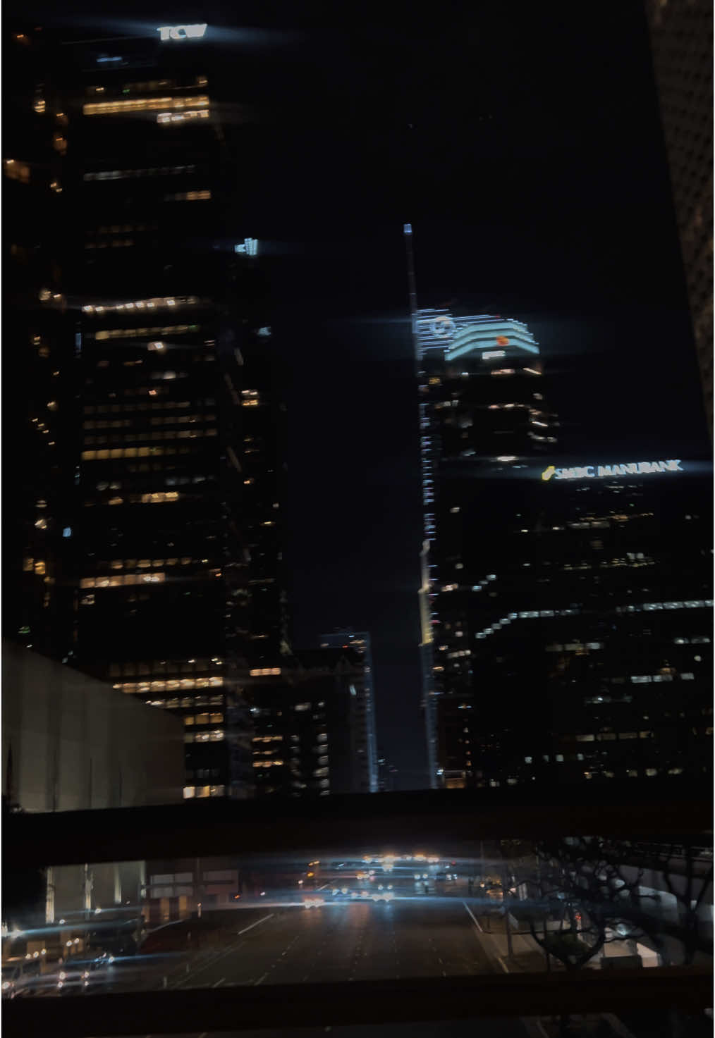I’m constantly feeling ☆★ #citynight #aesthetic #cityvibes #cityviews #nightview #losangeles #dtla #atnight #laatnight #nightaesthetic #darkaesthetic #laviews #nightdrive #darkbeach #pastelghost #editaudio #aestheticvideo 