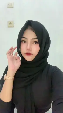 🥵💦 #4u #foryoupage #fyppppppppppppppppppppppp #fakebodyy⚠️ #tobrutstyle😋 #cekerbabat #cewek #cewekcantik #fypage #fyp #fypp #tobrut #xybca #dance #trandingtiktok2025 #soundviral #bulatketat #besar #pulen #4u #4upage #capcut #capcutvelocity #fyp #fypage #fyppppppppppppppppppppppp #velocity #fypシ゚ 