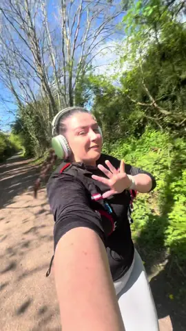 RUN NUMBER 5 AND ITS AN EASTER RUN 🐰🐣🍫  #Running #marathontraining #romemarathon #run #runtok #fyp 