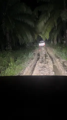 #fypシ゚viral #CapCut #4x4thap #smangatpejuangreceh💸💪 #kulisawit 